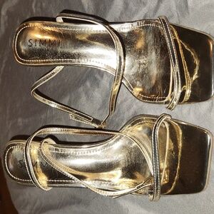 Simmi strappy Apple pumps 8